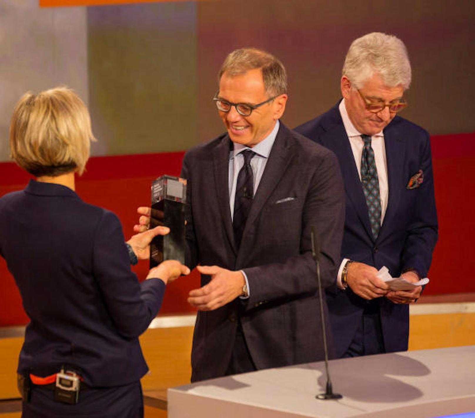 Armin Wolf erhält den "Hanns-Joachim-Friedrichs-Sonderpreis".