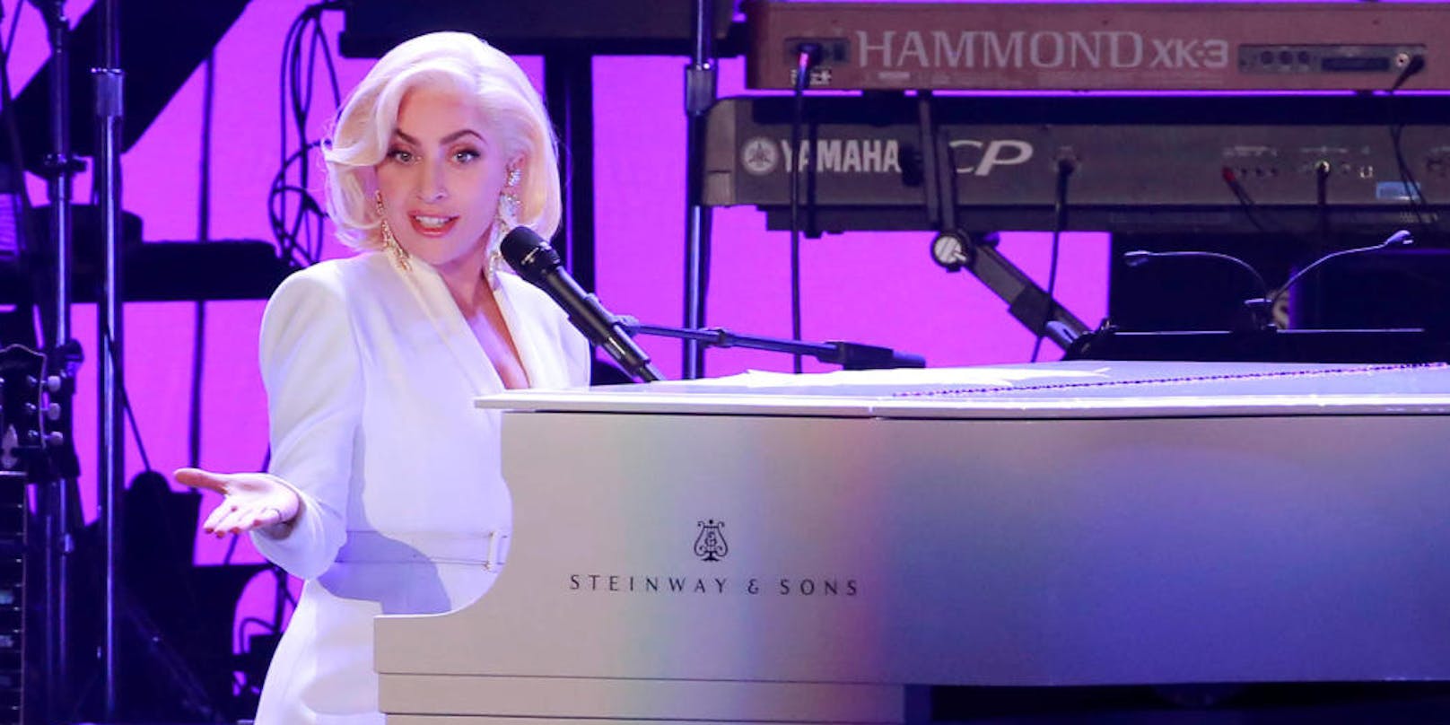 Lady Gaga beim Benefizkonzert für Hurrikan-Opfer