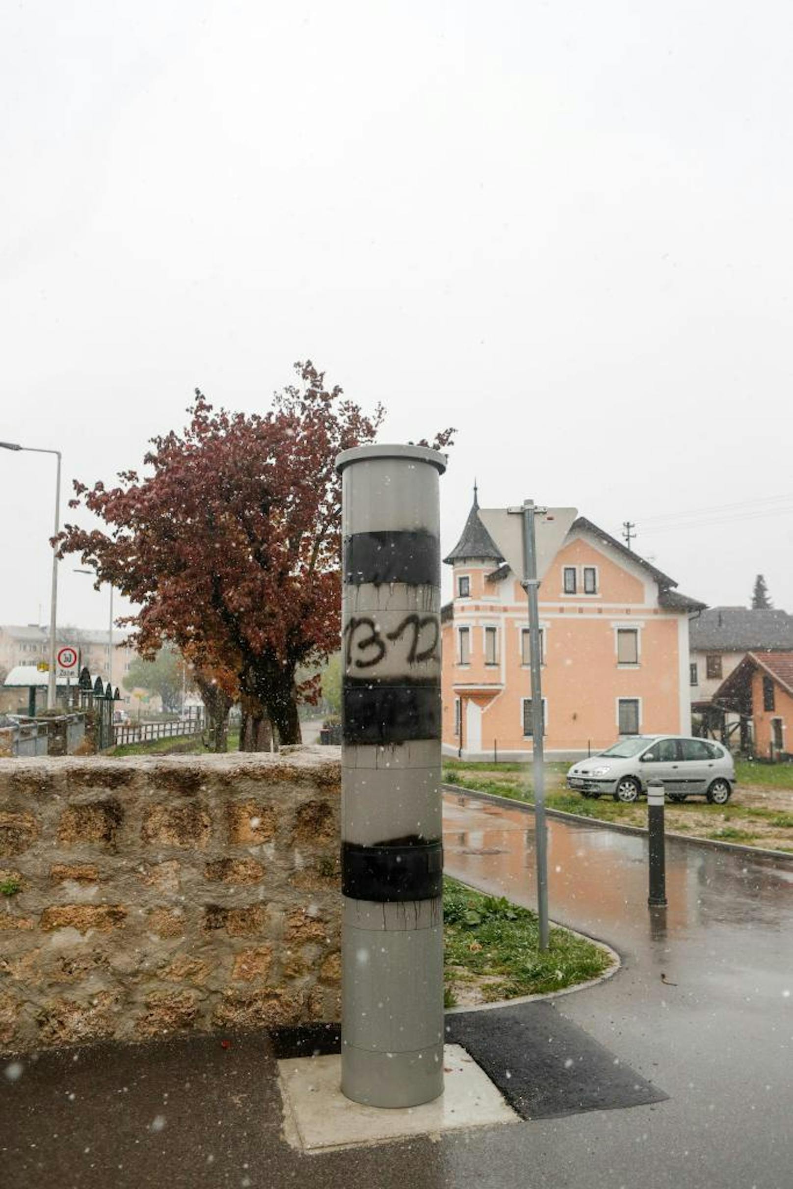 Radargeräte in Braunau beschmiert: Ringstraße