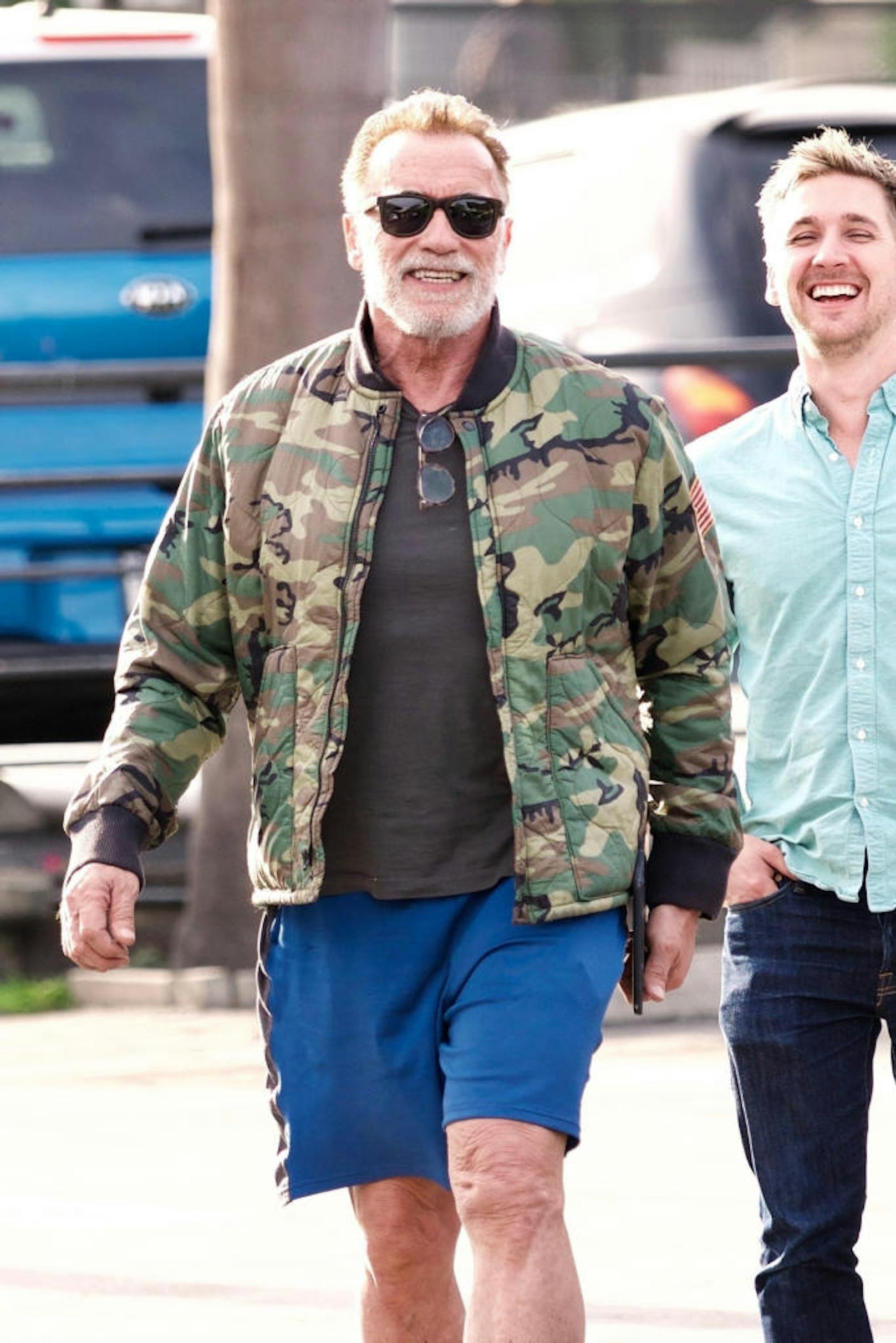 Arnold Schwarzenegger zeigt seine neue Haarfarbe am Venice Beach in Kalifornien (13.11.2018).