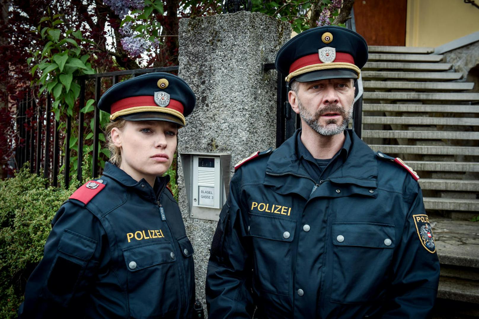 "Tatort: Wehrlos": Julia Franz Richter (Katja Humbold), Simon Hatzl (Thomas Nowak).