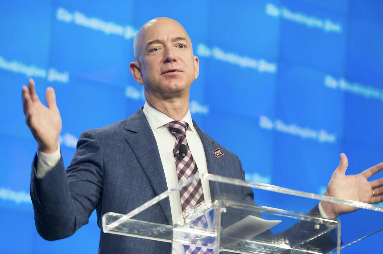 <b>76,7 Milliarden Dollar (Platz 2):</b> Amazon-Boss Jeff Bezos (53) wurde im Jahresabstand um 11,4 Milliarden $ reicher.