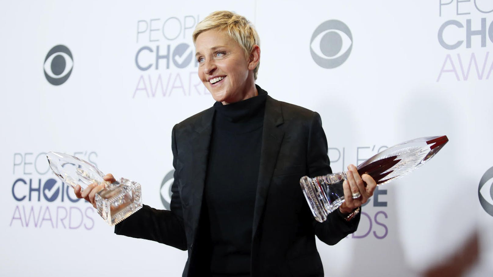 Entertainerin <strong>Ellen DeGeneres</strong> wurde für ihre Leistungen mehrfach ausgezeichnet. Hinter den Kulissen ihrer TV-Show soll es aber furchtbar zugegangen sein.