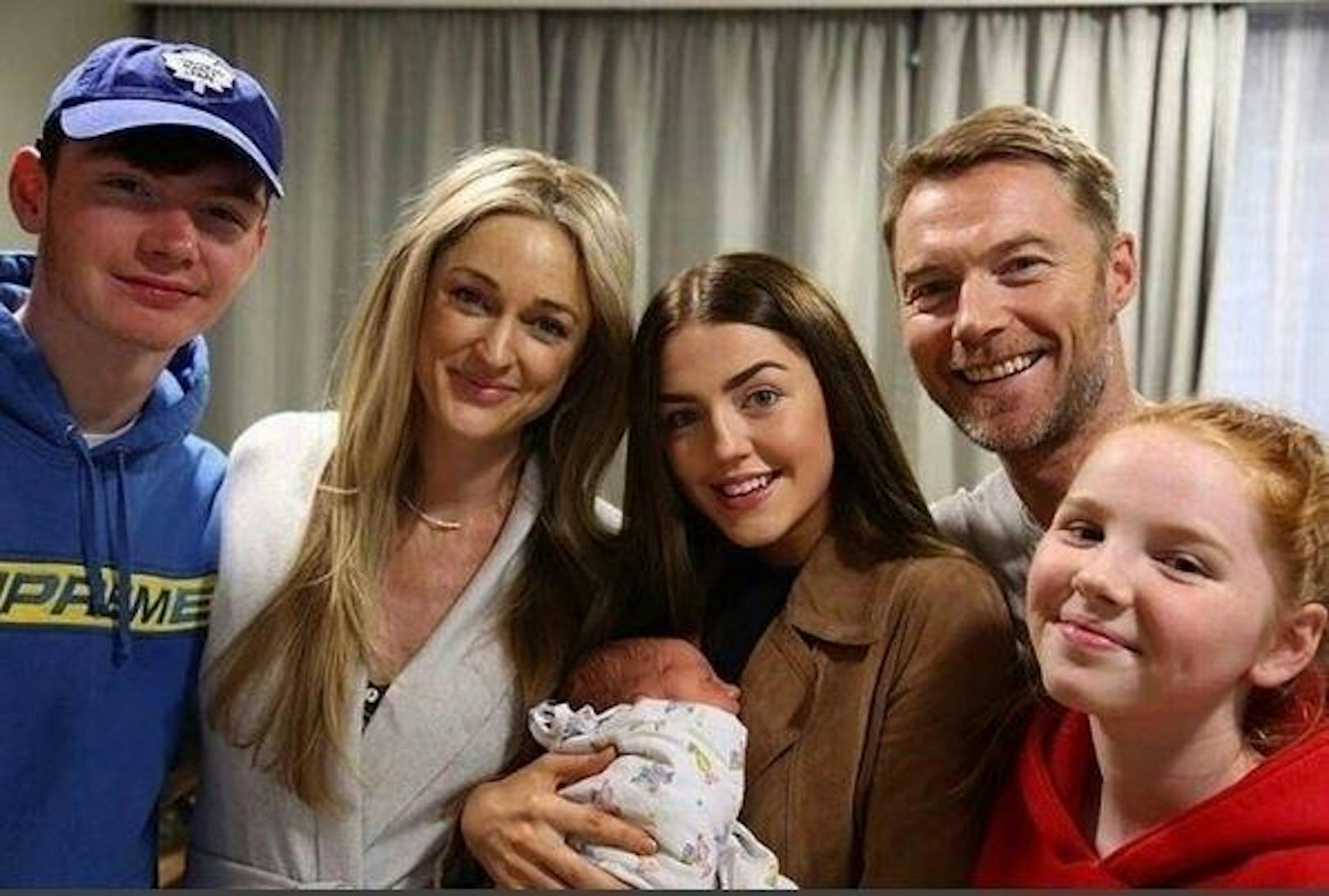 29.04.2017: Ronan Keating ist zum vierten Mal Vater geworden.