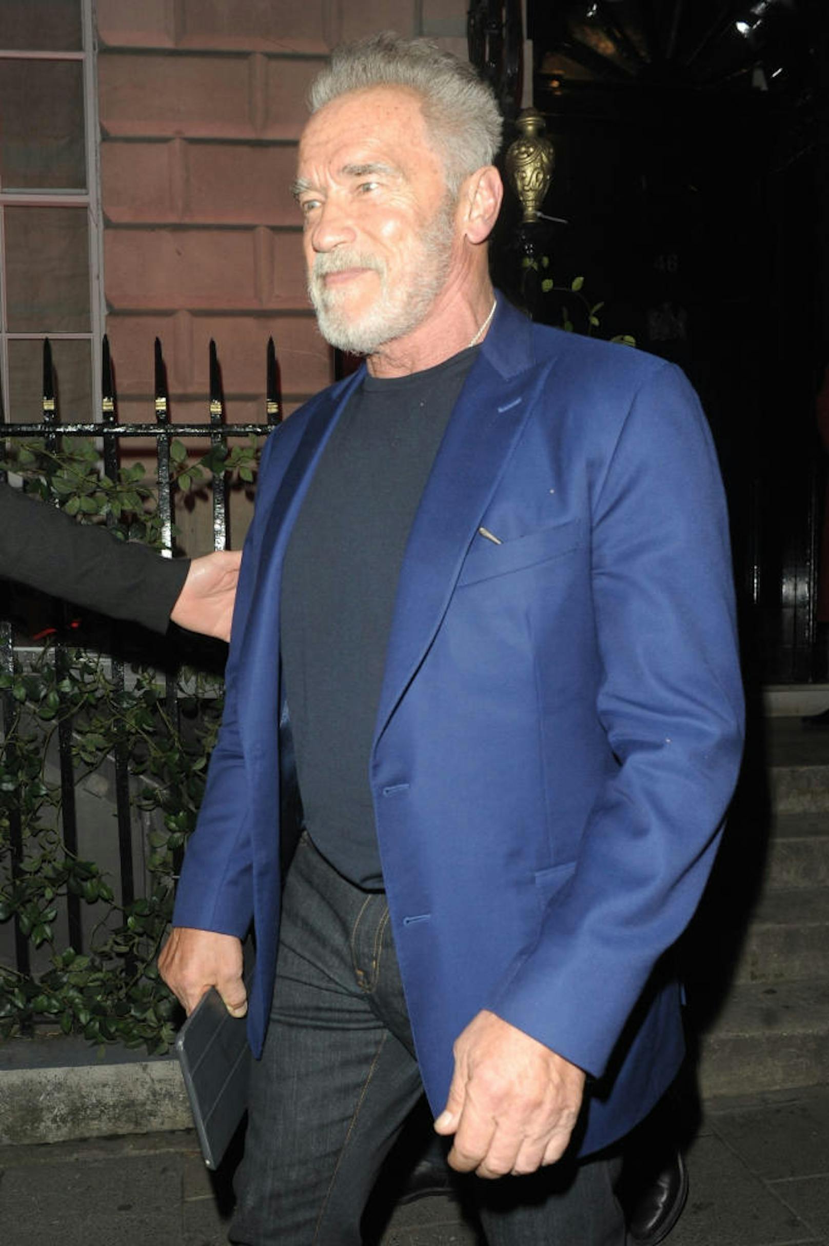 Noch mit grauem Kopf: Arnold Schwarzenegger am 5.11.2018 in London