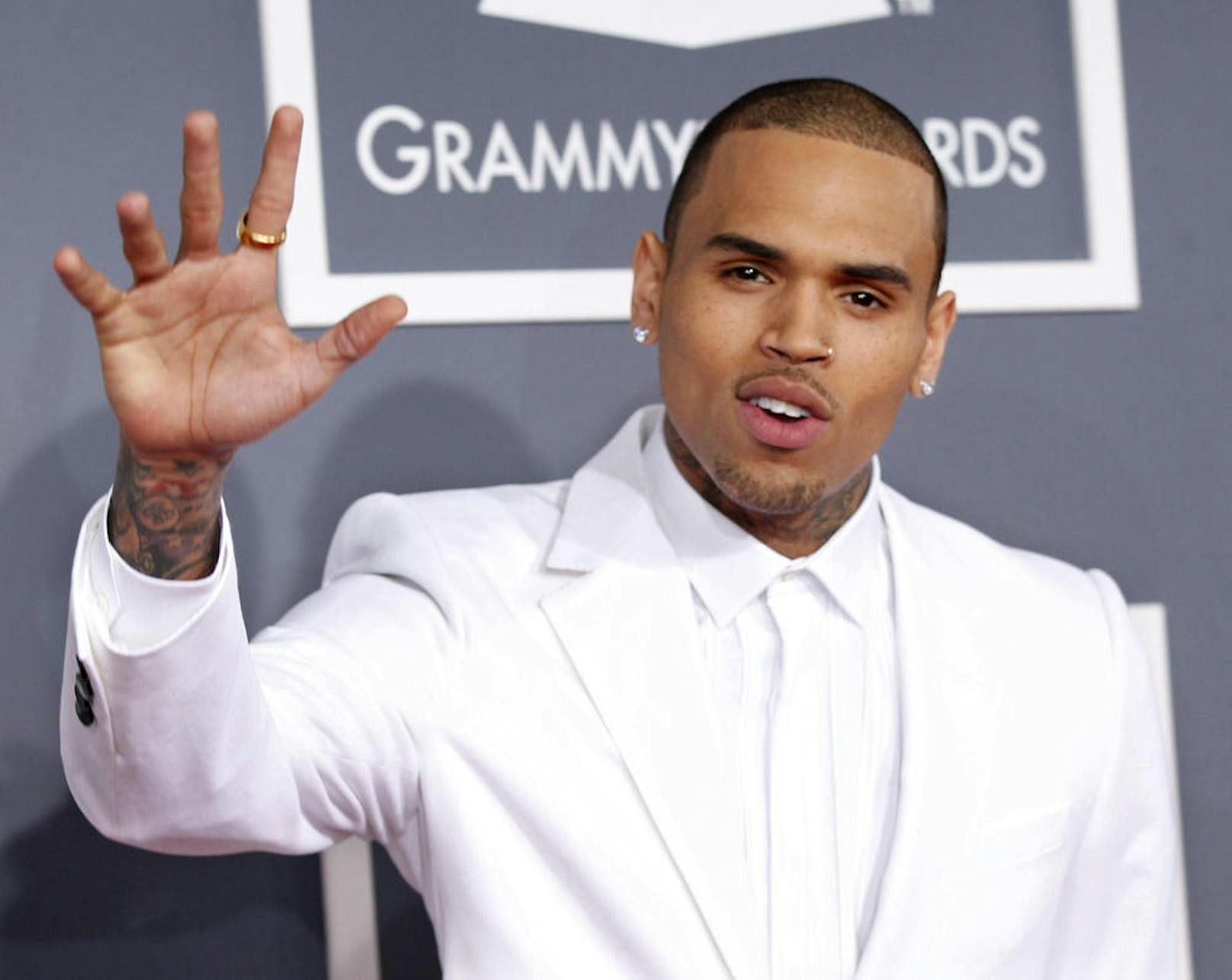 Chris Brown hat bislang 74,5 Millionen Tonträger verkauft. .