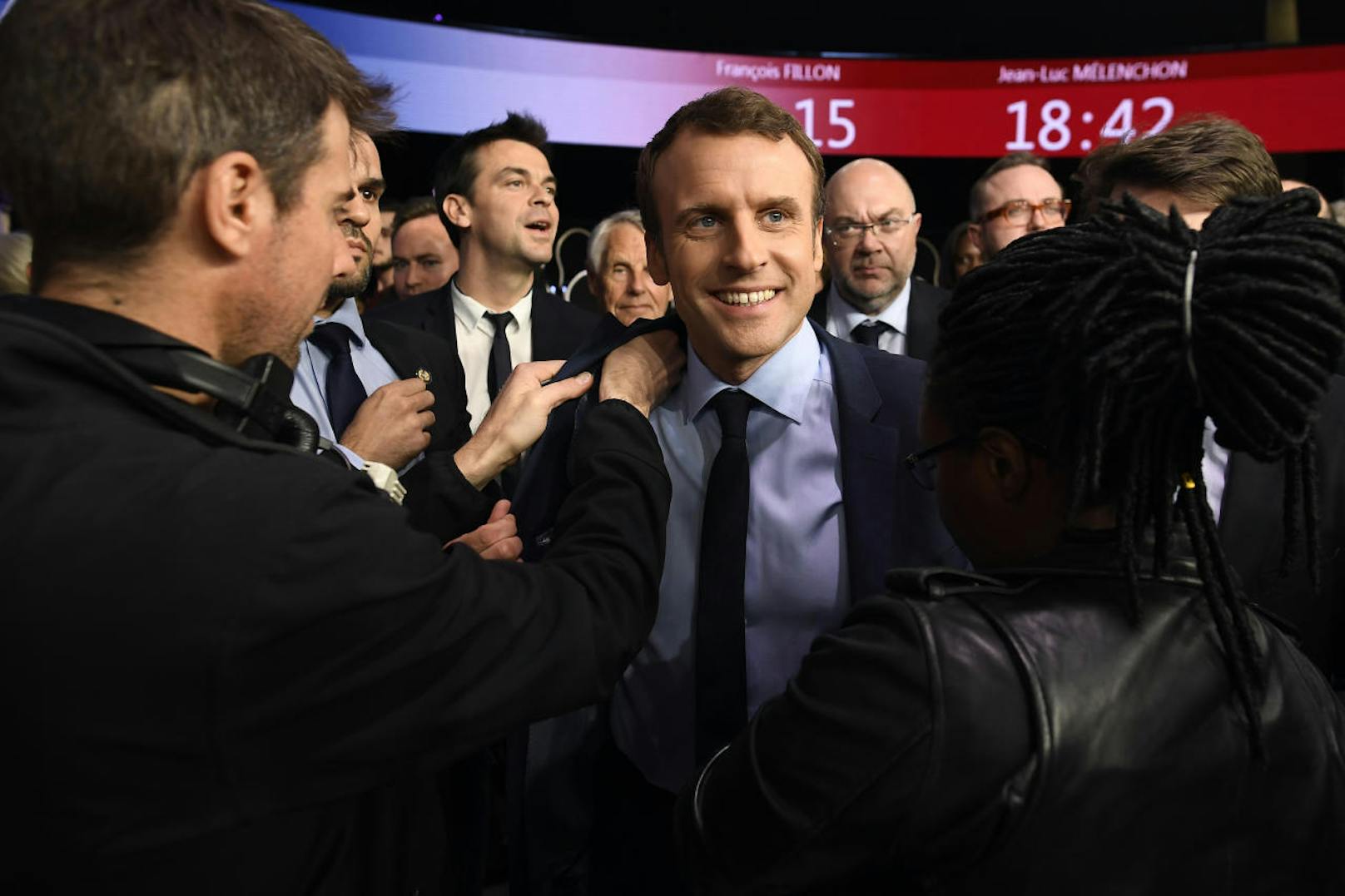 Emmanuel Macron (En Marche !) vertritt sozial- und wirtschaftsliberale Standpunkte.