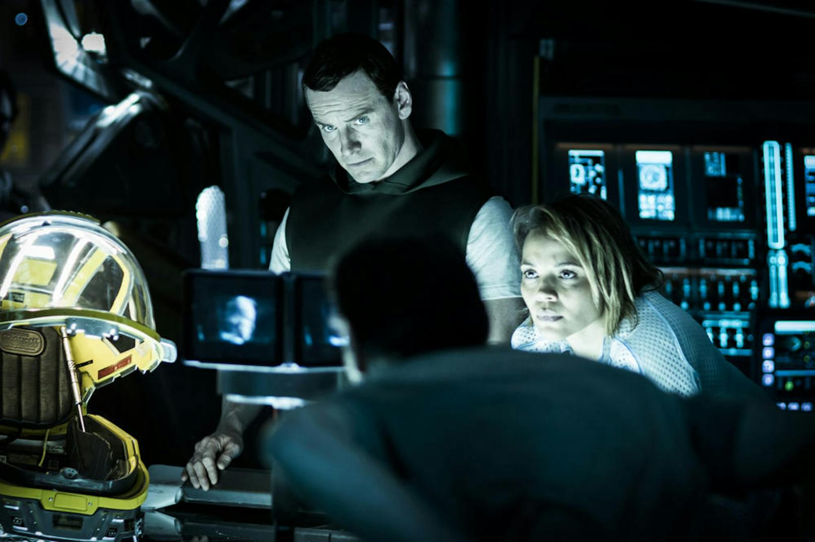 Michael Fassbender und Carmen Ejogo in "Alien: Covenant"