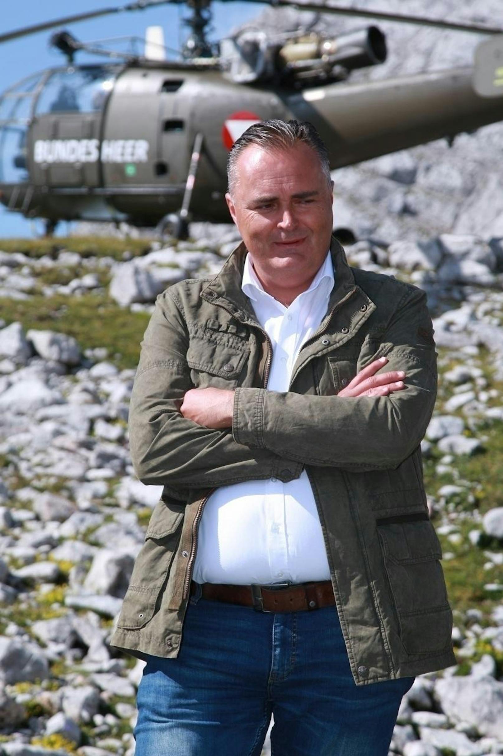 Minister Doskozil besucht das Gebirgskampfzentrum in Tirol