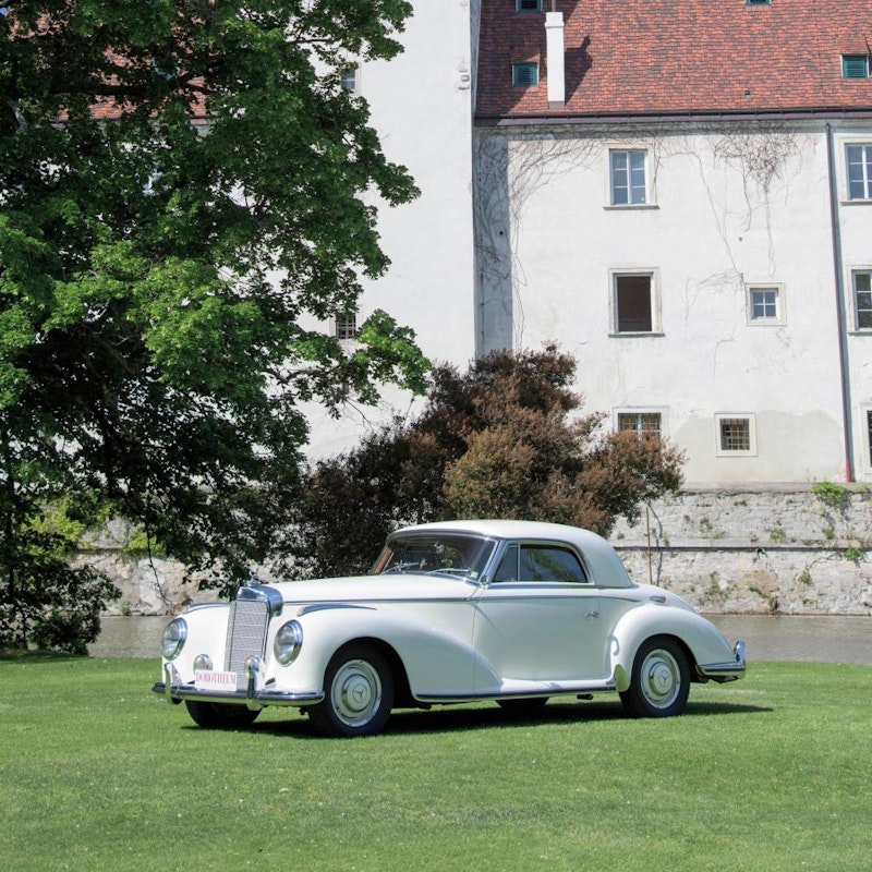 <b>1953 Mercedes-Benz 300 S Coupé:</b> Matching Numbers mit Original Leder. Schätzwert
340.000  bis 440.000 Euro. Er erlöste 305.400 Euro.