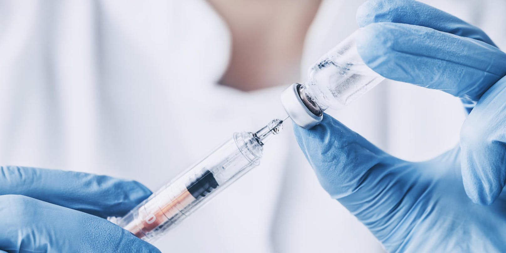 Wird in den USA ein Covid-19-Impfstoff vor dem Ende der klinischen Tests zugelassen?