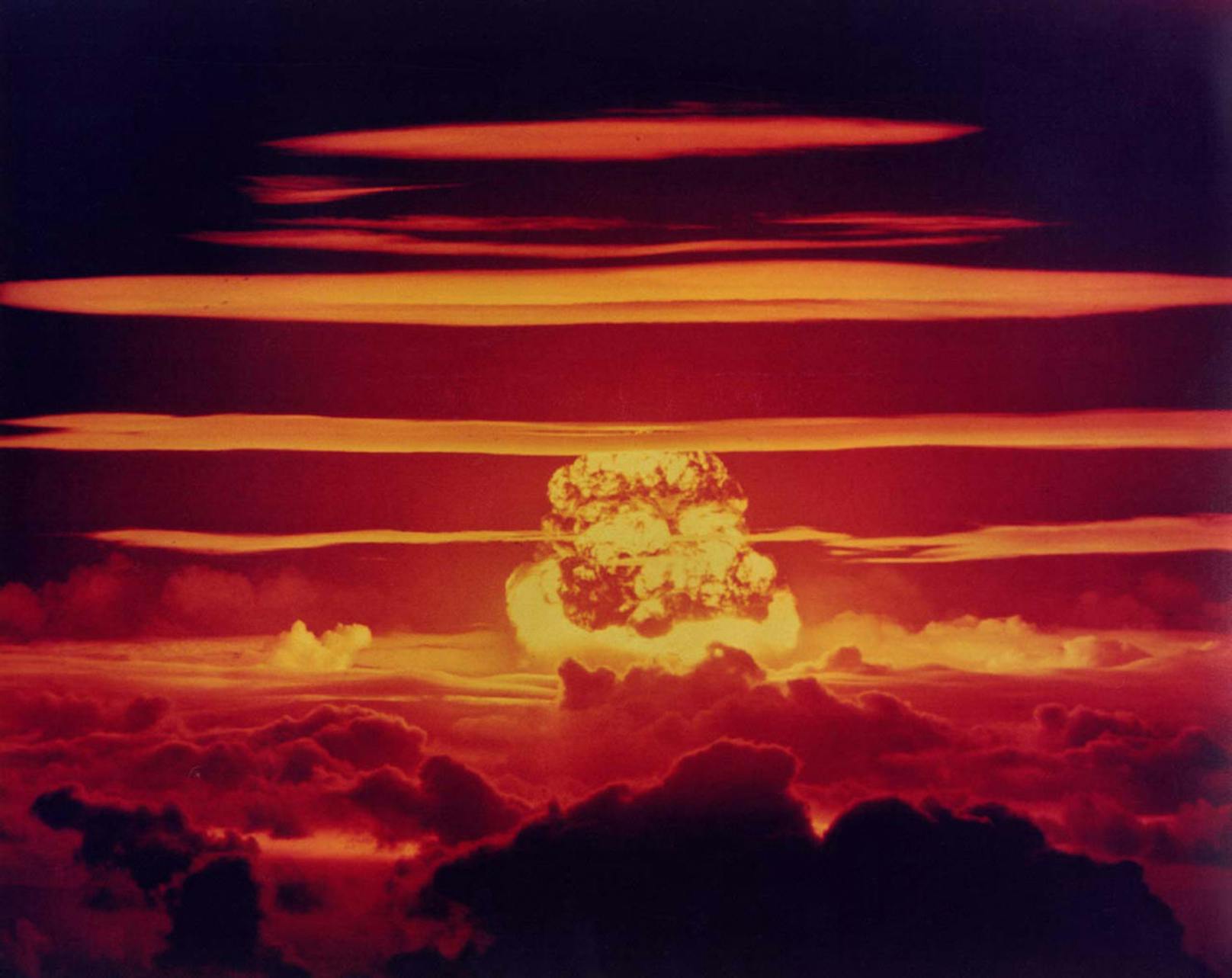In Operation Redwing wurden 1956 insgesamt 17 experimentelle Atomwaffen im Pazifik gezündet.