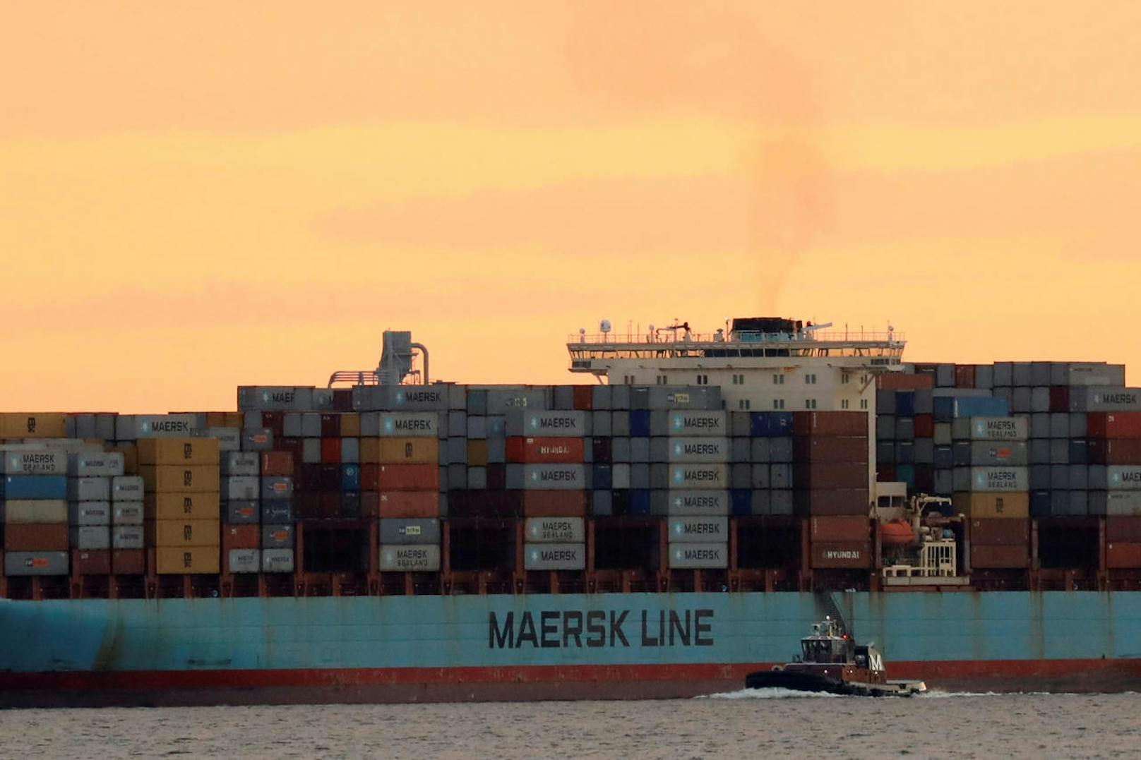 Probleme gab es auch bei Maersk, der größten Reederei der Welt, sowie...