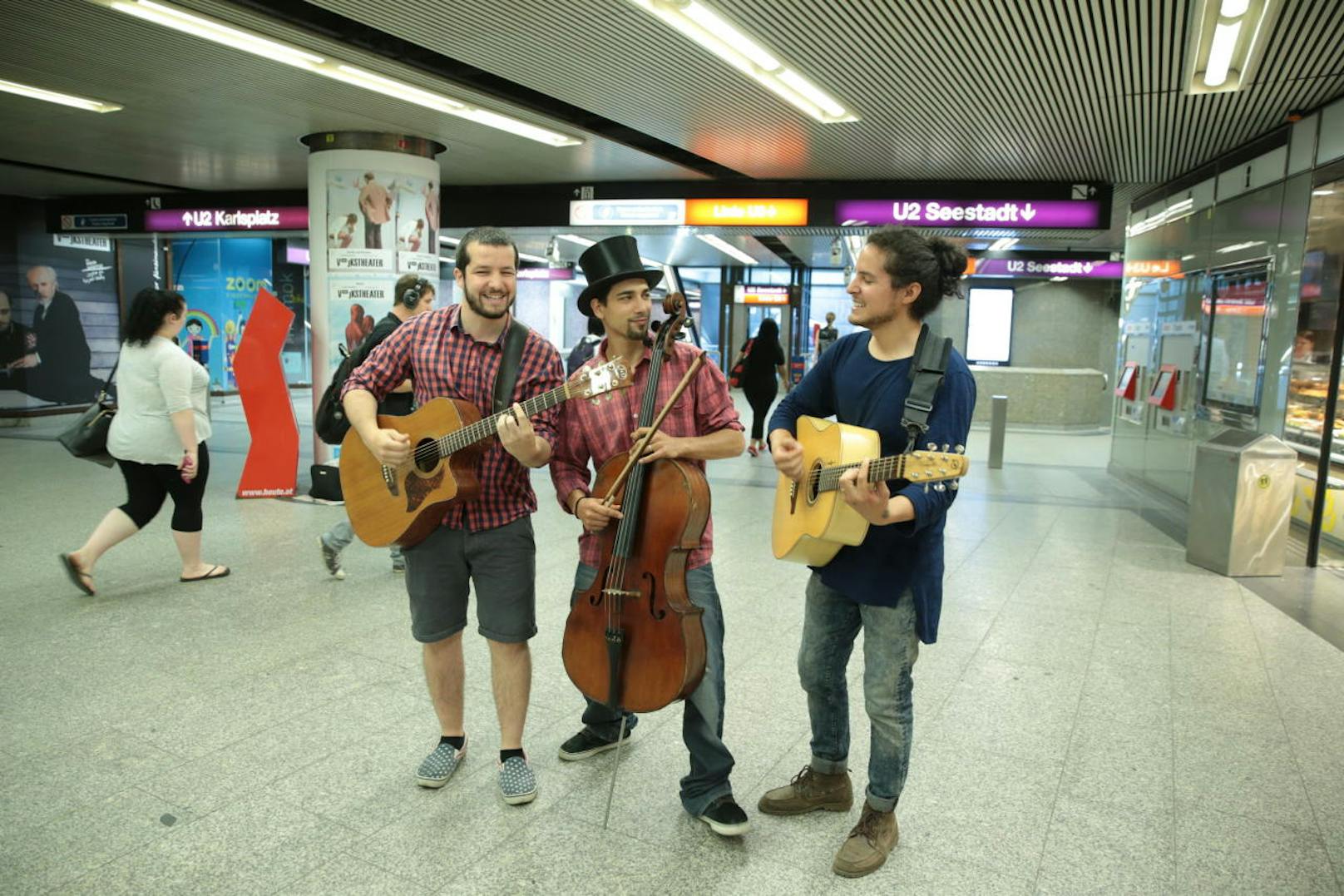 Die Band "Teddy Bear Cove" darf fix im Juli am Westbahnhof spielen.