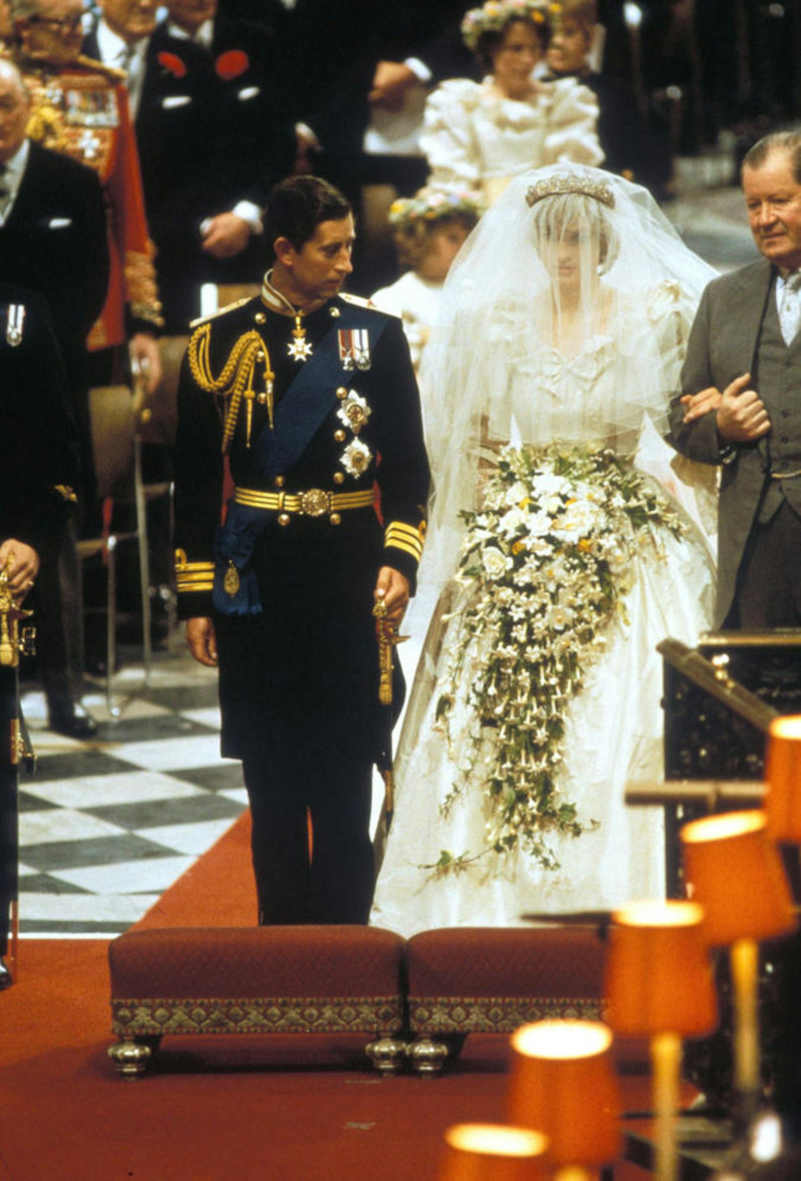 Prinzessin Diana und Prinz Charles feierten die Jahrhunderhochzeit,