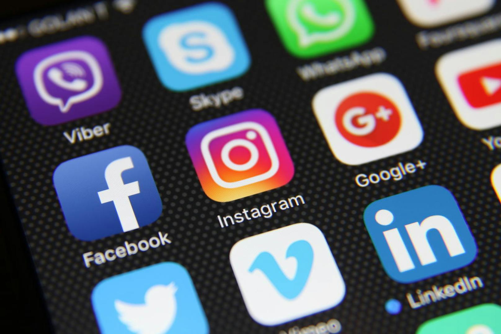 Passwörter sind laut Instagram keine abhanden gekommen. Die Plattform rät Nutzern dennoch, ihren Account im Auge zu behalten und merkwürdige Aktivitäten zu melden.