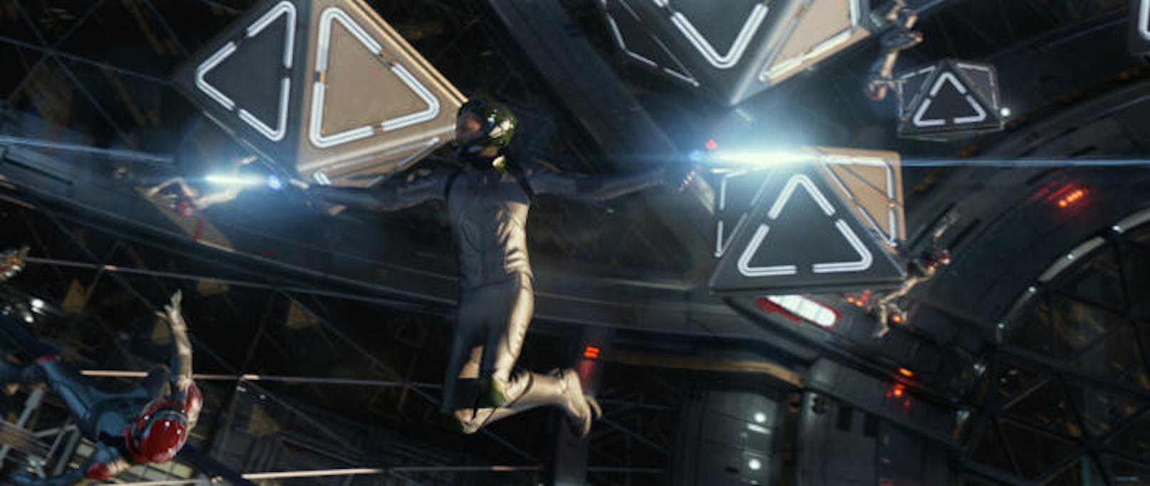 Trainingscamp im Weltall: Ender (Asa Butterfield) übt den Umgang mit Laserwaffen.