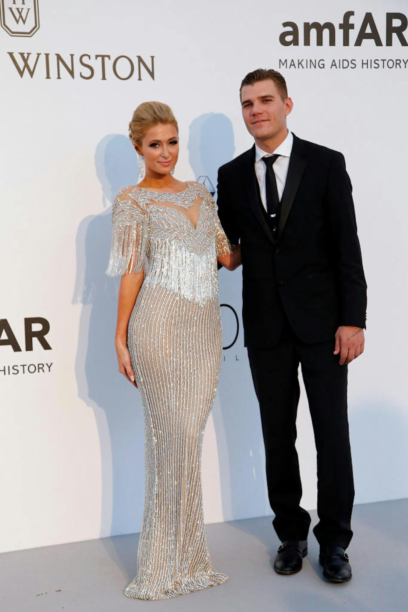 Paris Hilton posierte erst mit ihrem Freund Chris Zylka...