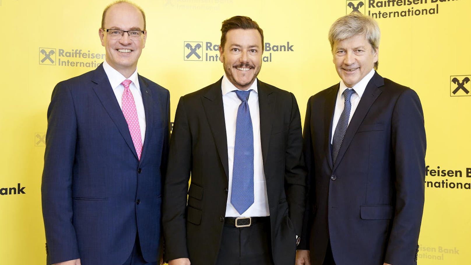 v.l.n.r.: Peter Lennkh (Raiffeisen), René Benko, Johann Strobl beim RBI Business Lunch