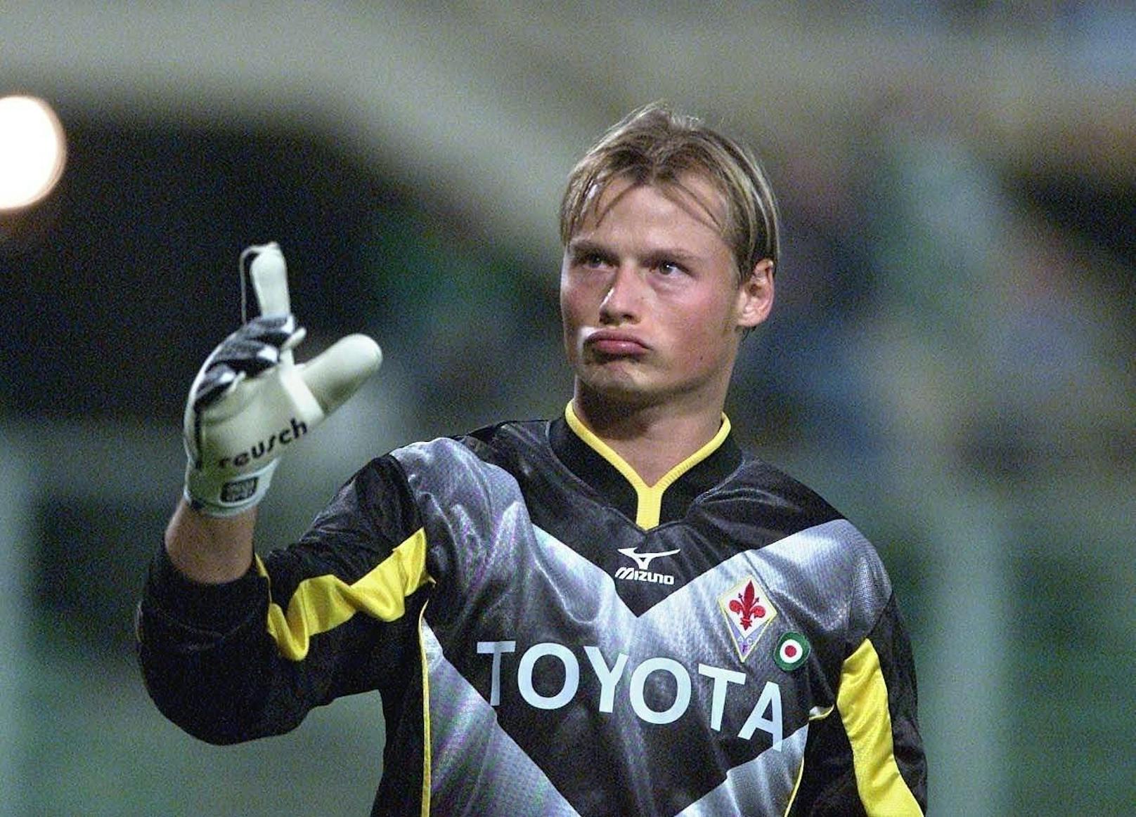 2001 folgt der Abgang aus London. Manninger zieht es nach Italien zum AC Florenz.
