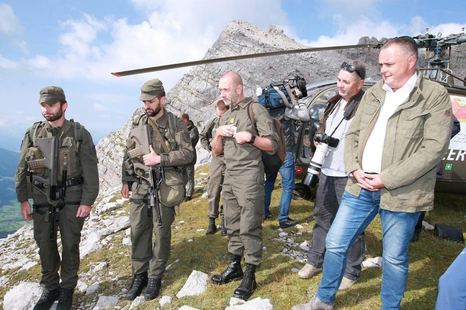 Minister Doskozil besucht das Gebirgskampfzentrum in Tirol