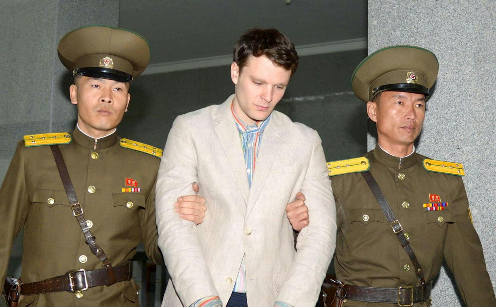Der US-Student Otto Frederick Warmbier wurde fast gleichzeitig freigelassen. Der Student war seit Jänner in Nordkorea in Haft.