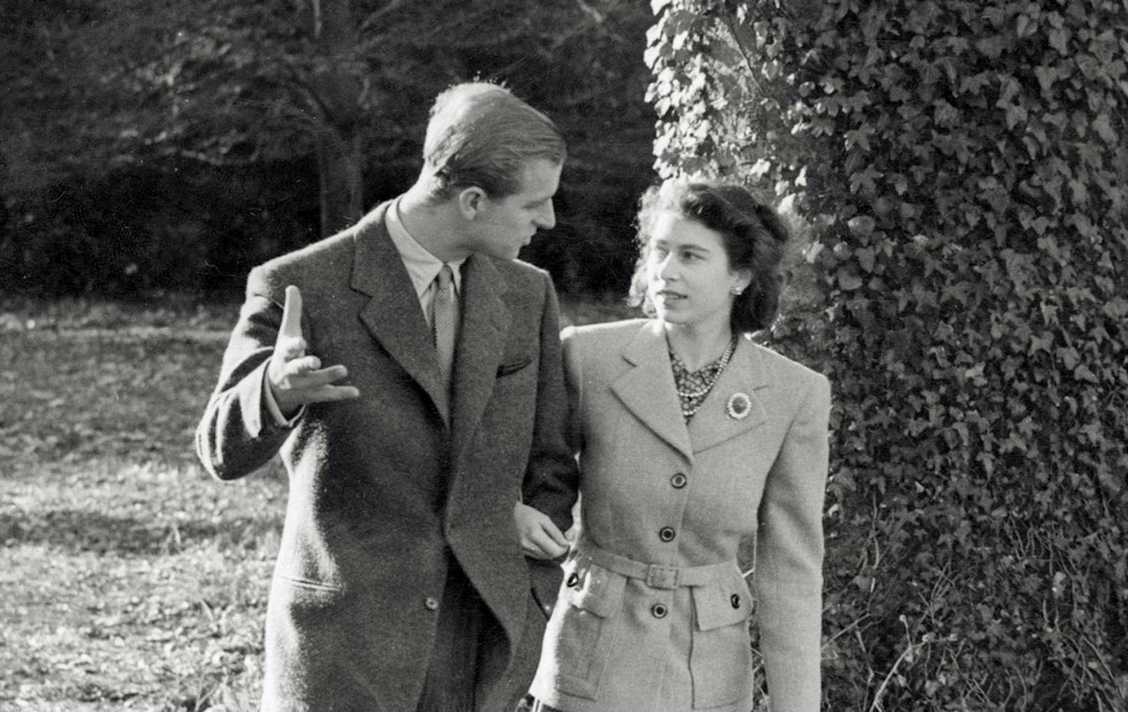 Der Prinz lernte Elizabeth im Alter von 13 Jahren kennen.