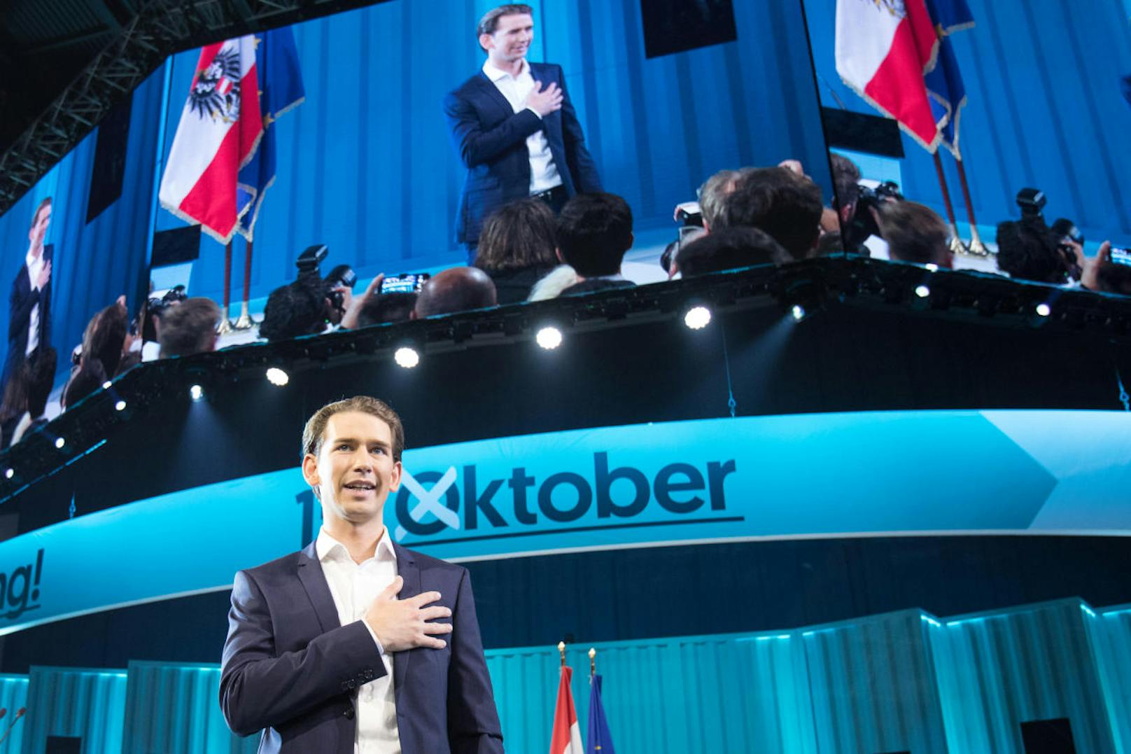 Sebastian Kurz während seiner Rede beim Wahlkampfauftakt zur Nationaratswahl 2017 mit 10.000 Teilnehmern in der Wiener Stadthalle (23. September).