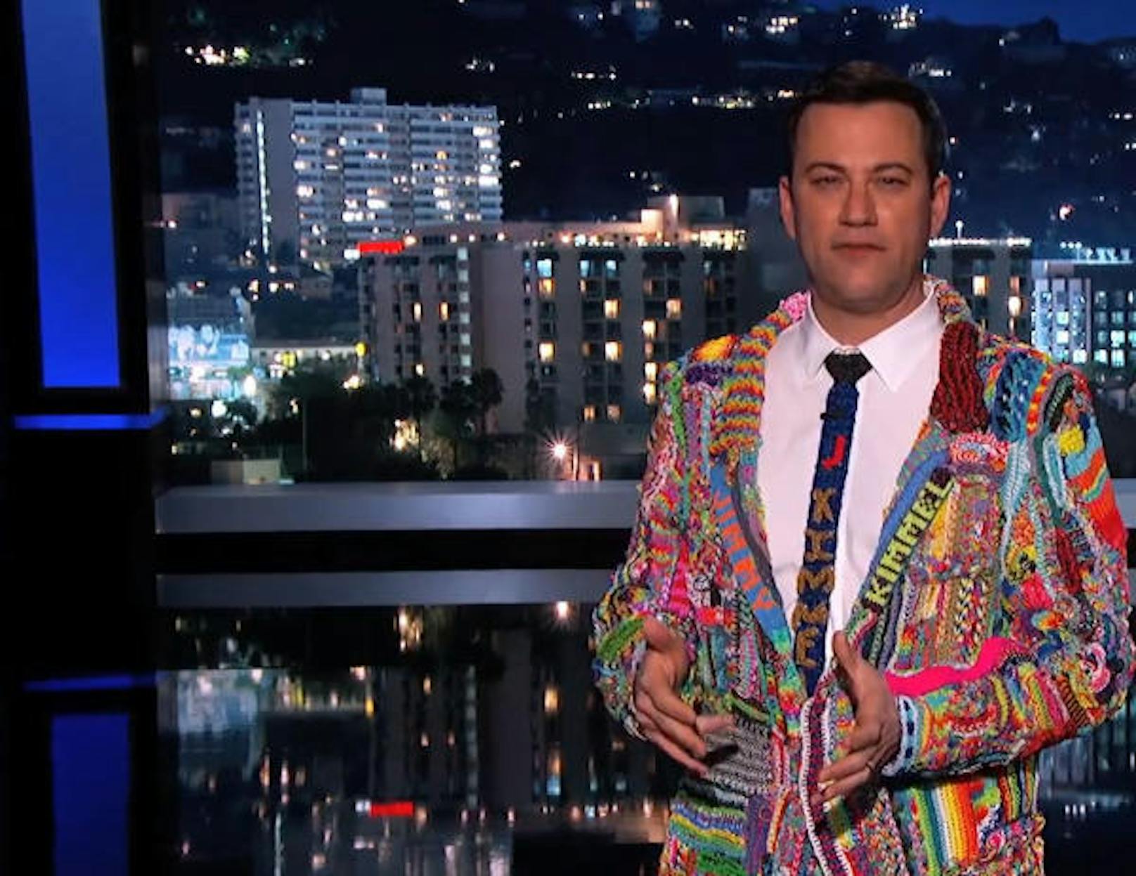 Auch für verrückte Outfits ist sich Jimmy Kimmel nicht zu blöd.