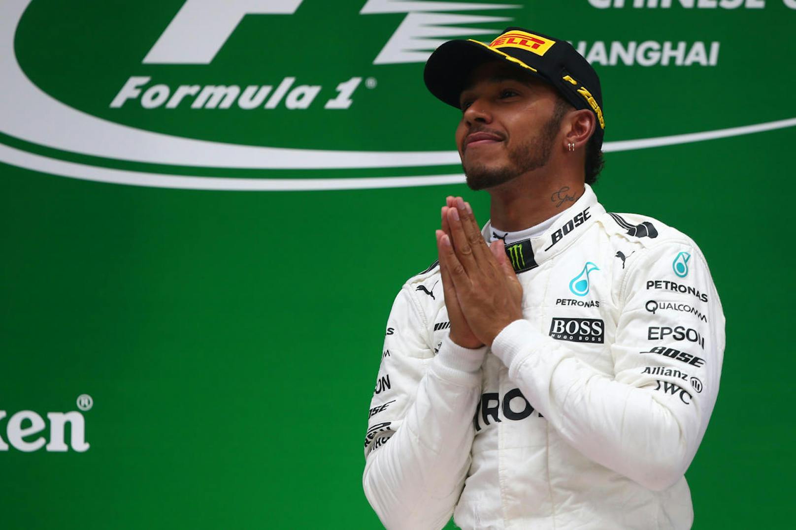 <b>Platz 1:</b> Lewis Hamilton. Der Mercedes-Pilot hat außer drei WM-Titel in der Formel 1 (2008, 2014, 2015) auch 155 Millionen Euro am Konto vorzuweisen.