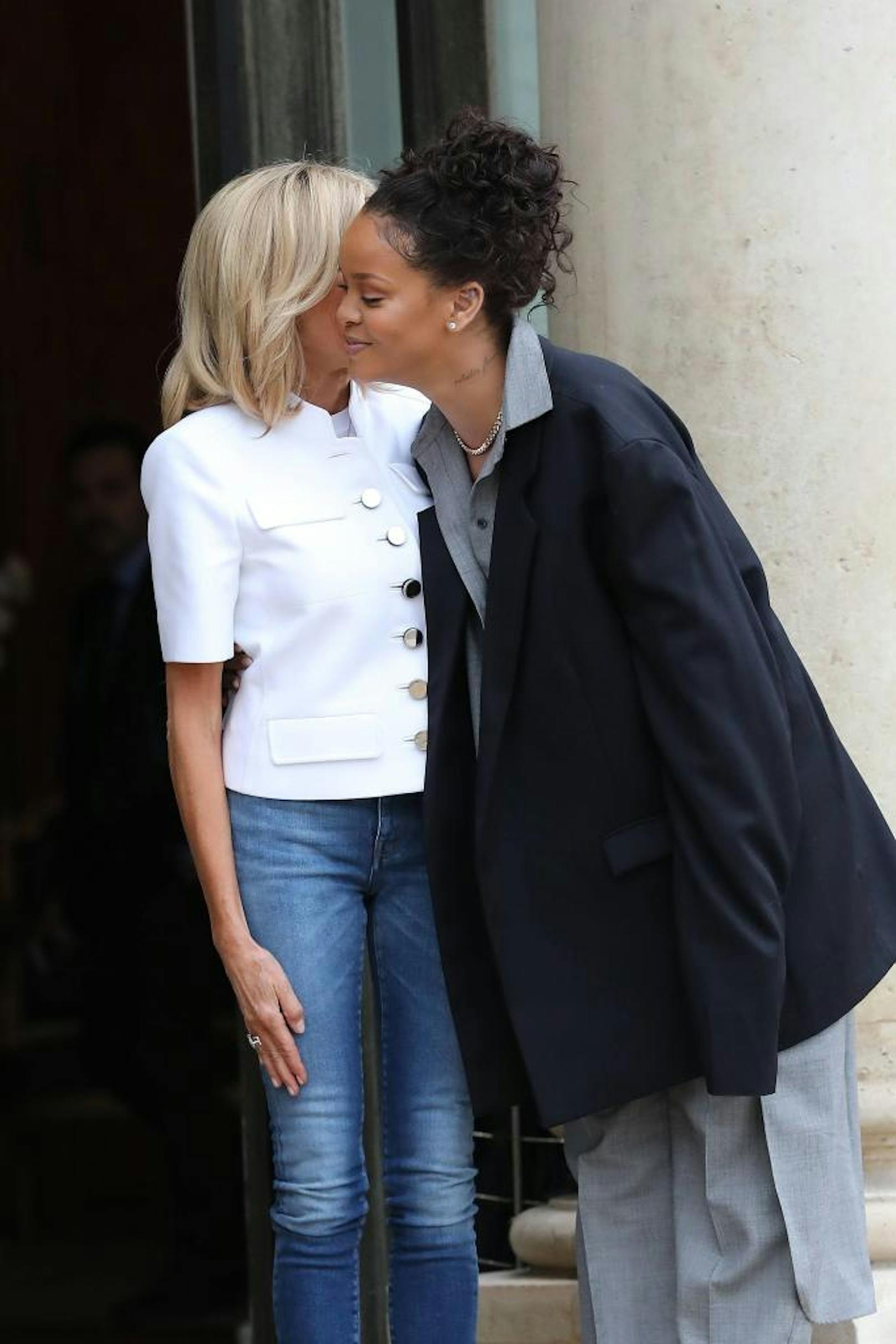Rihanna bei Brigitte Macron