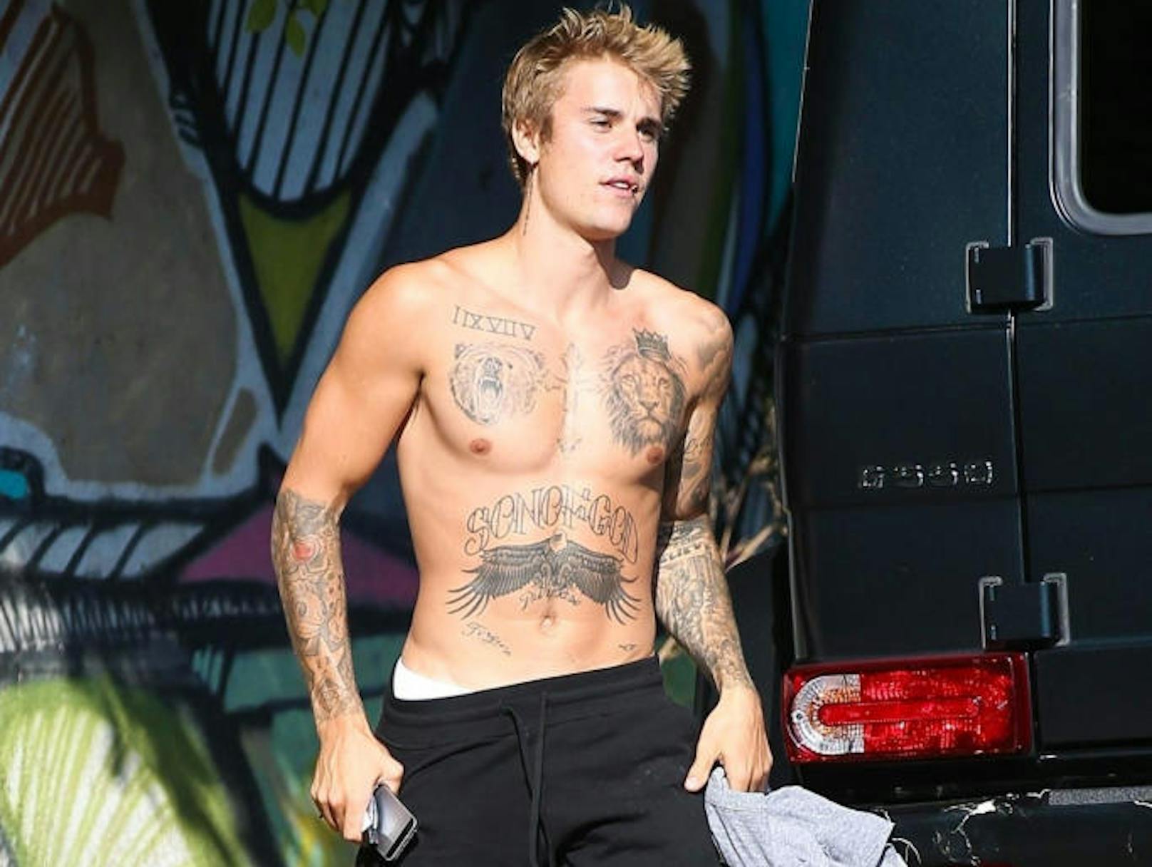 Tattoos sind seine Leidenschaft: Musik-Superstar <strong>Justin Bieber</strong> hat seine Sammlung jetzt um ein weiters Schmuckstück ausgeweitet.