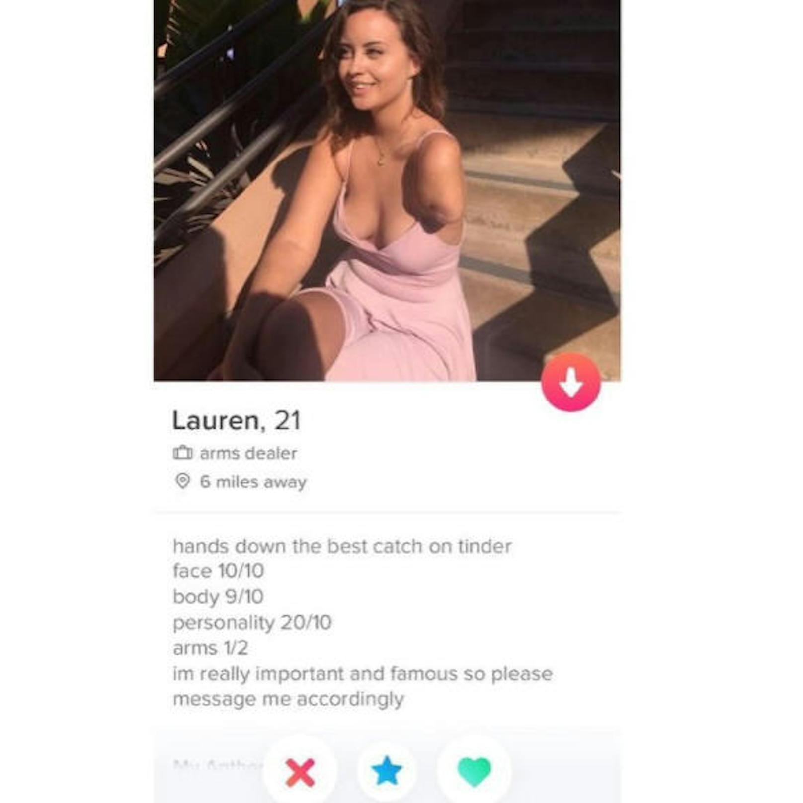 Arme 1/2, Persönlichkeit 20/10: Lauren aus San Diego macht auf einer Dating-App kein Geheimnis um ihre Behinderung. Selbstbewusst bezeichnet sie sich frei übersetzt als "mit links der beste Fang auf Tinder".