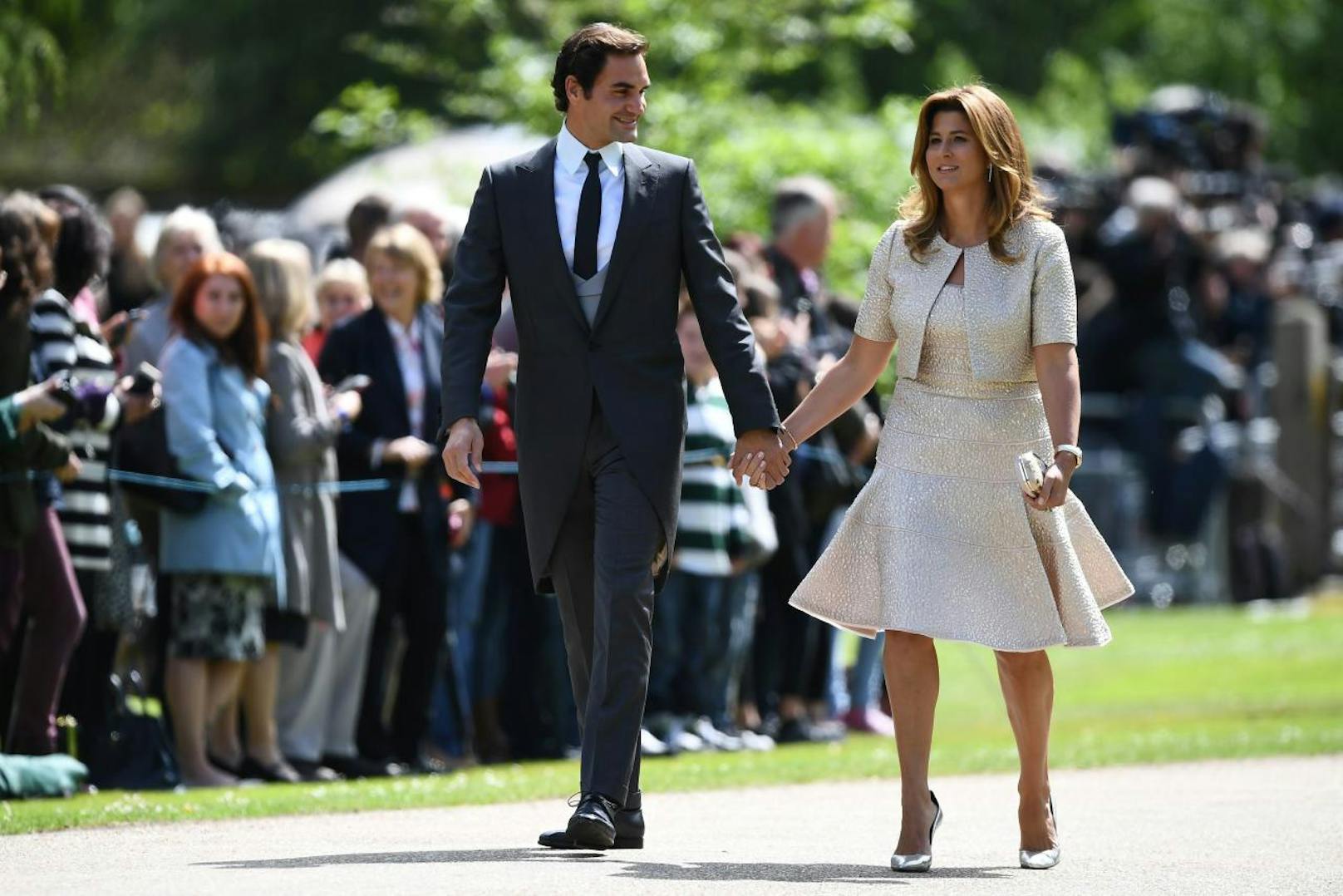 Der Schweizer Tennisspieler Roger Federer mit seiner Frau Mirka