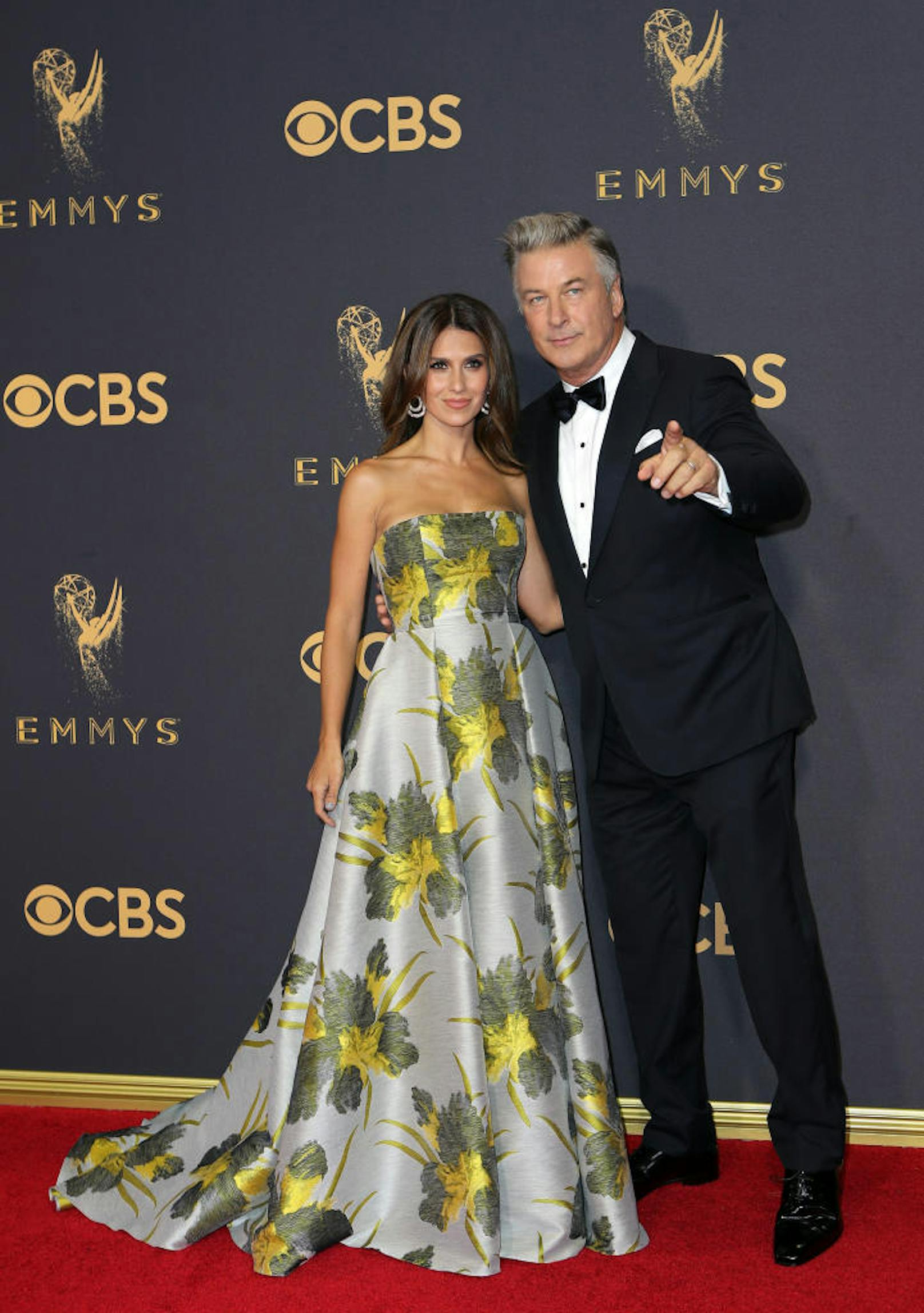 Alec Baldwin und Hilaria Baldwin: Er gewinnt einen Emmy, sie macht bei der Robenwahl alles richtig. Gratulation!