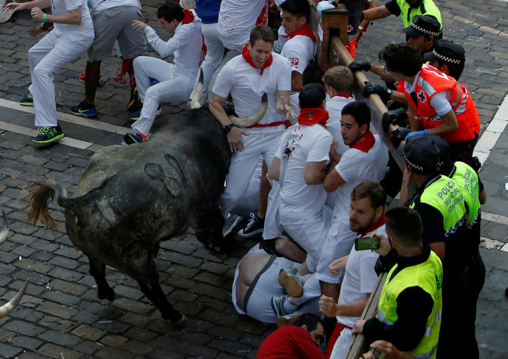 Bei der Stierhatz in Pamplona werden jedes Jahr mehrere Menschen verletzt