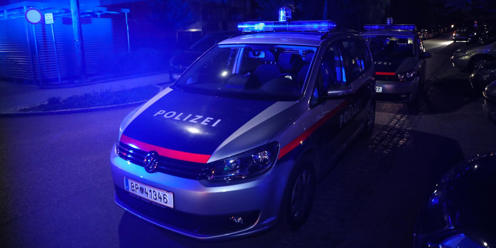 Eine 45-jährige Frau soll Samstagabend in Wien-Margareten betrunken randaliert und einen Nachbarn mit dem Messer verletzt haben (Symbolbild)