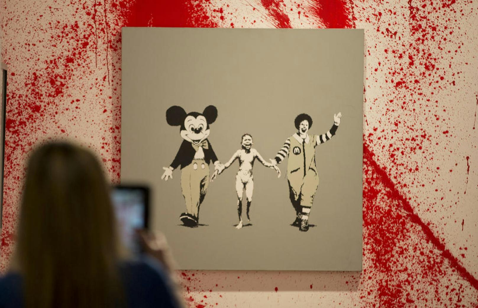 Der Street-Art-Künstler Banksy macht mit seinen sozialkritischen Aktionen und Werken immer wieder von sich reden.