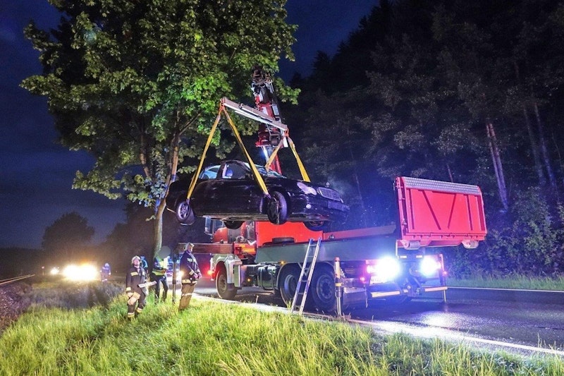 Das Auto wurde schwer beschädigt, der Lenker blieb unverletzt.