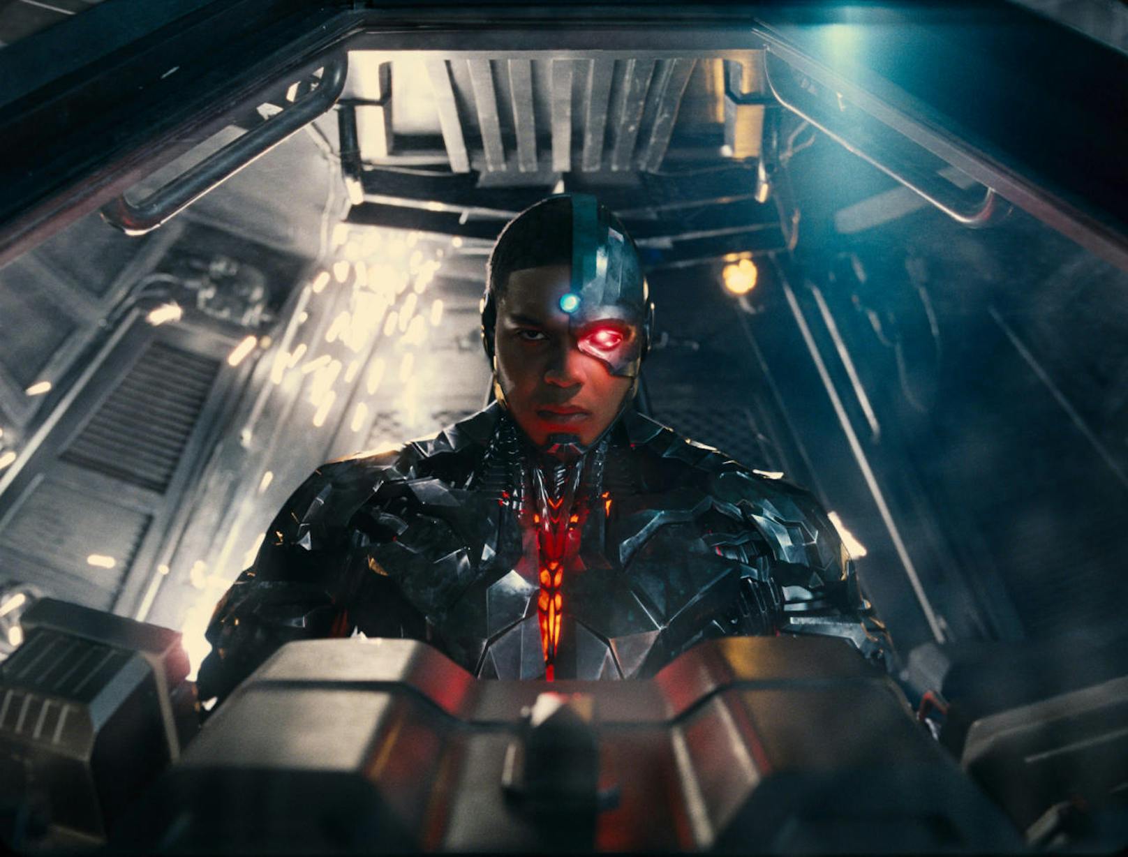 Ray Fisher als Cyborg in "Justice League"