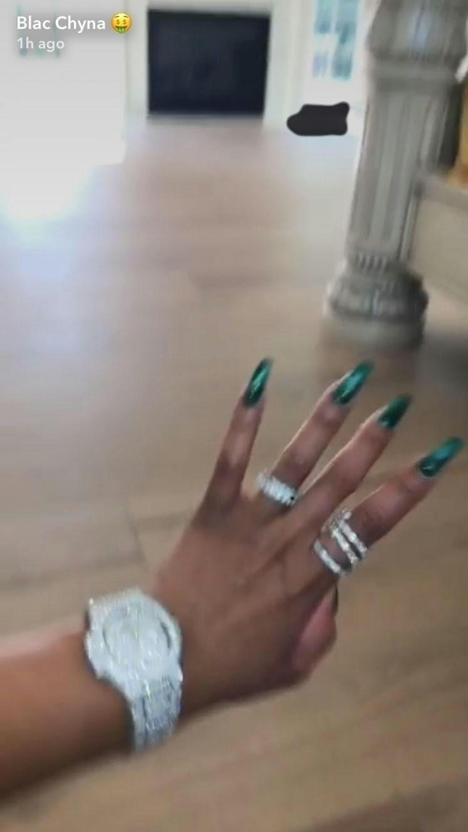 Rob Kardashian postet Fotos des Schmucks, den er Blac Chyna gekauft hat