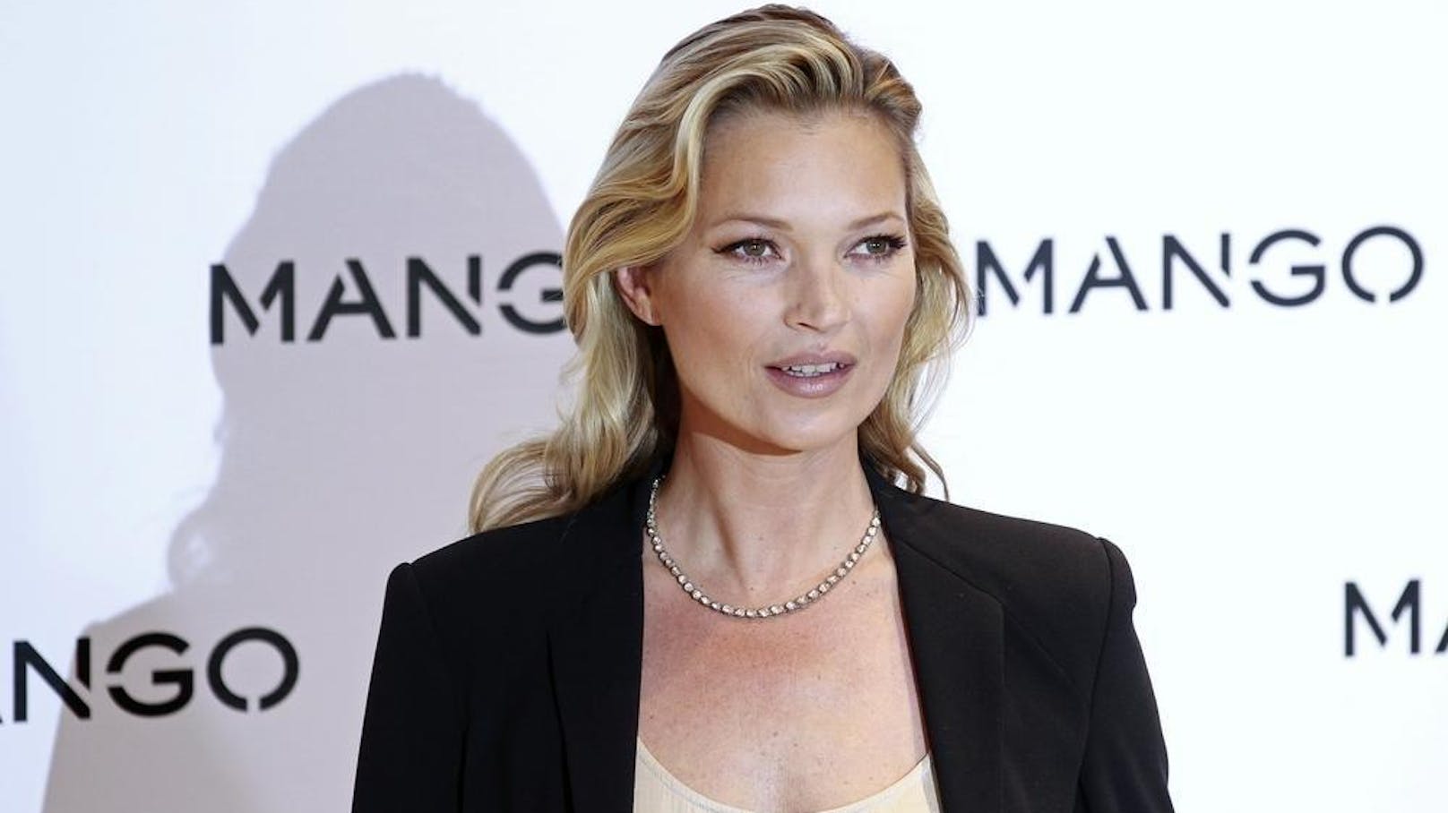 Supermodel Kate Moss sagte vor Gericht zugunsten von Ex-Freund Johnny Depp aus.