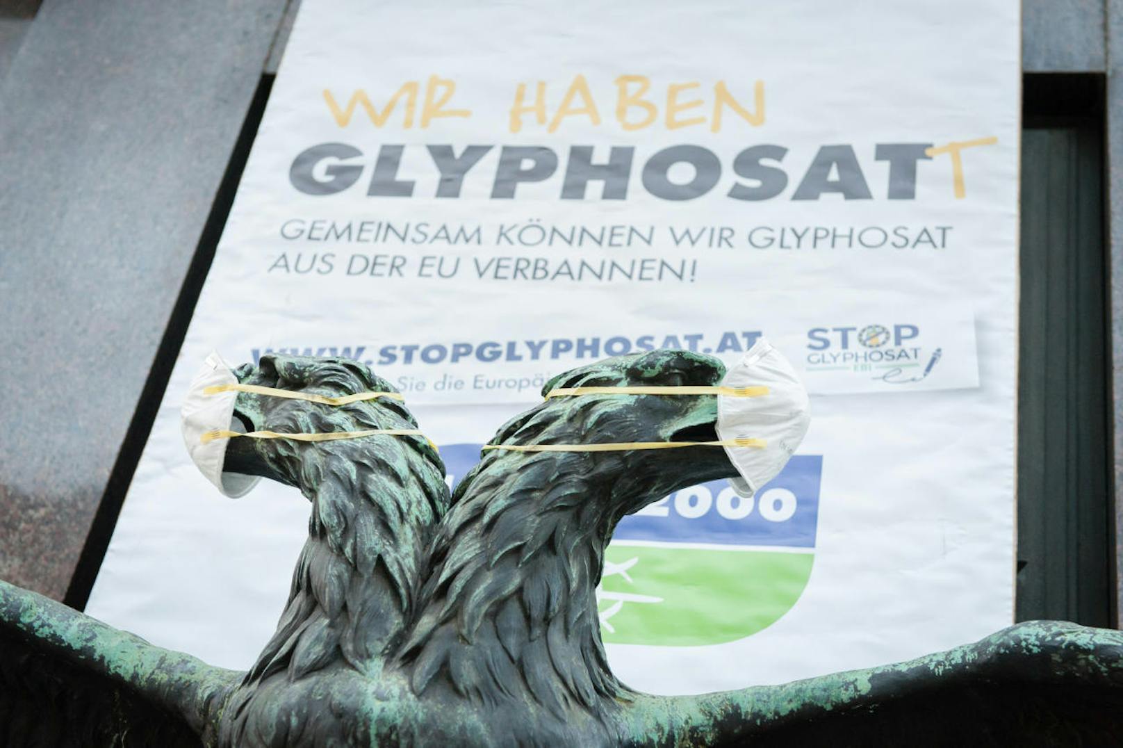 #stopglyphosat Damit Glyphosat nicht für die nächsten 15 Jahre gesichert wird, setzen sich die Aktivisten von GLOBAL 2000 und viele andere Initiativen sich für dessen Verbot ein.