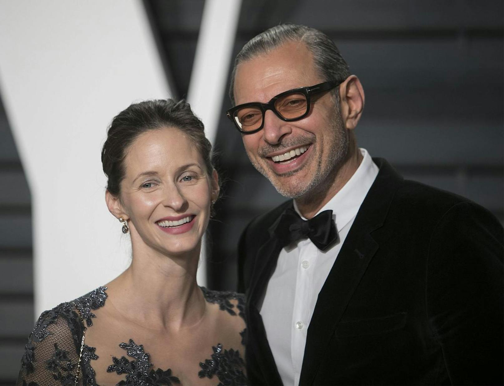 Jeff Goldblum & Emilie Livingston auf der Vanity Fair Oscar Party 2017.