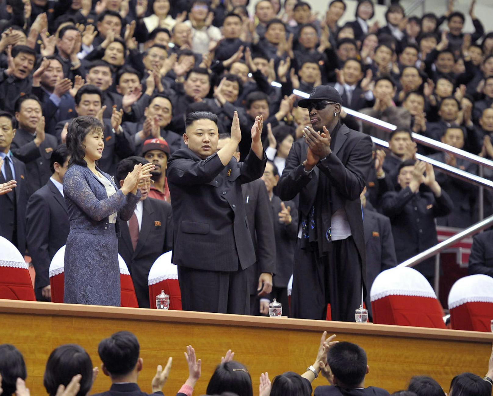 In Nordkorea ein gern gesehener Gast: Kim Jong-un (links) empfängt Dennis Rodman. (28. Februar 2013)