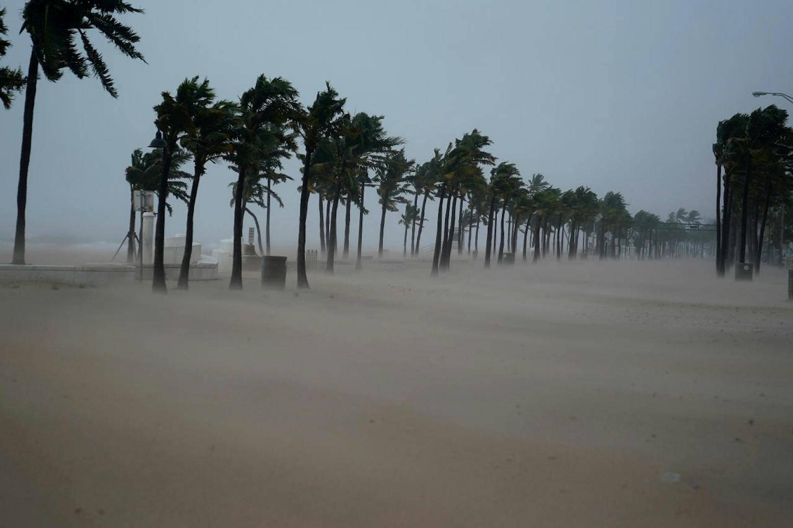 Hurrikan "Irma" löste am Strand von Fort Lauderdale einen regelrechten Sandsturm aus.