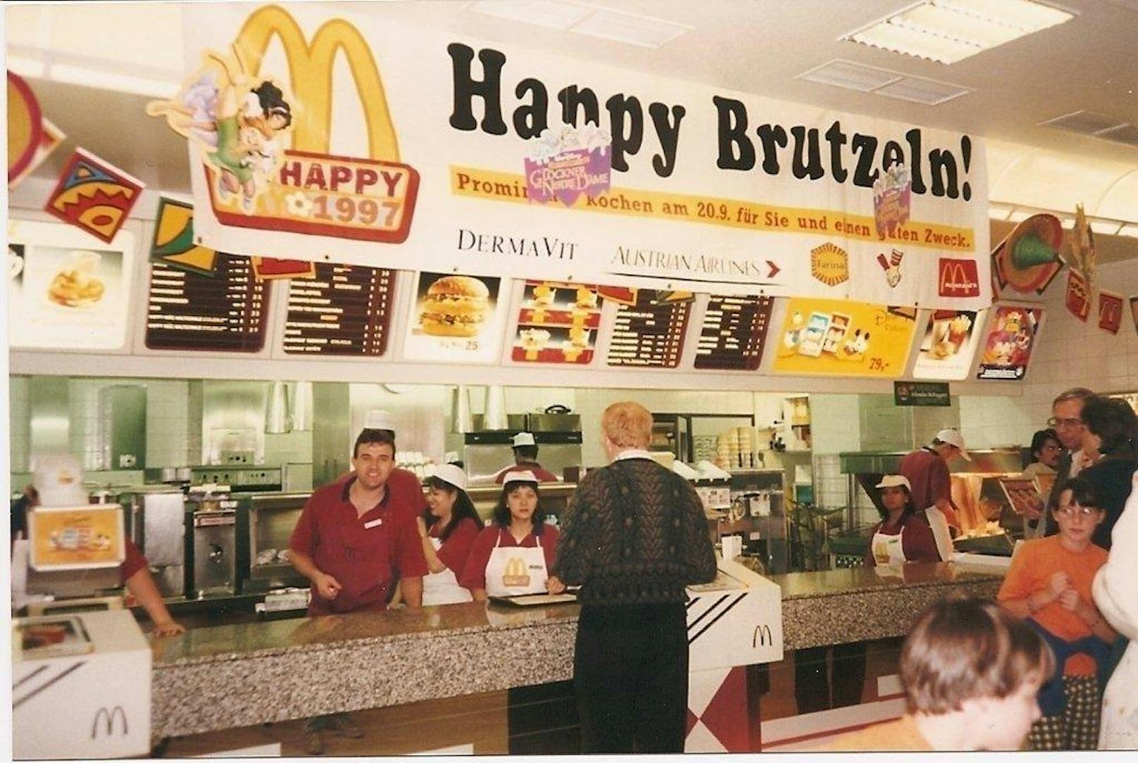 Erste McDonalds-Filiale am Wiener Schwarzenbergplatz 1977