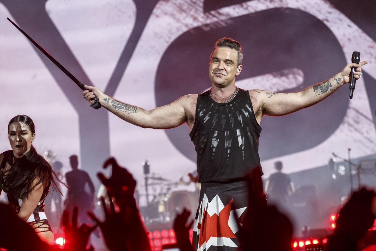 Heute.at - Robbie Williams schockt mit Kinderporno-Verschwörung