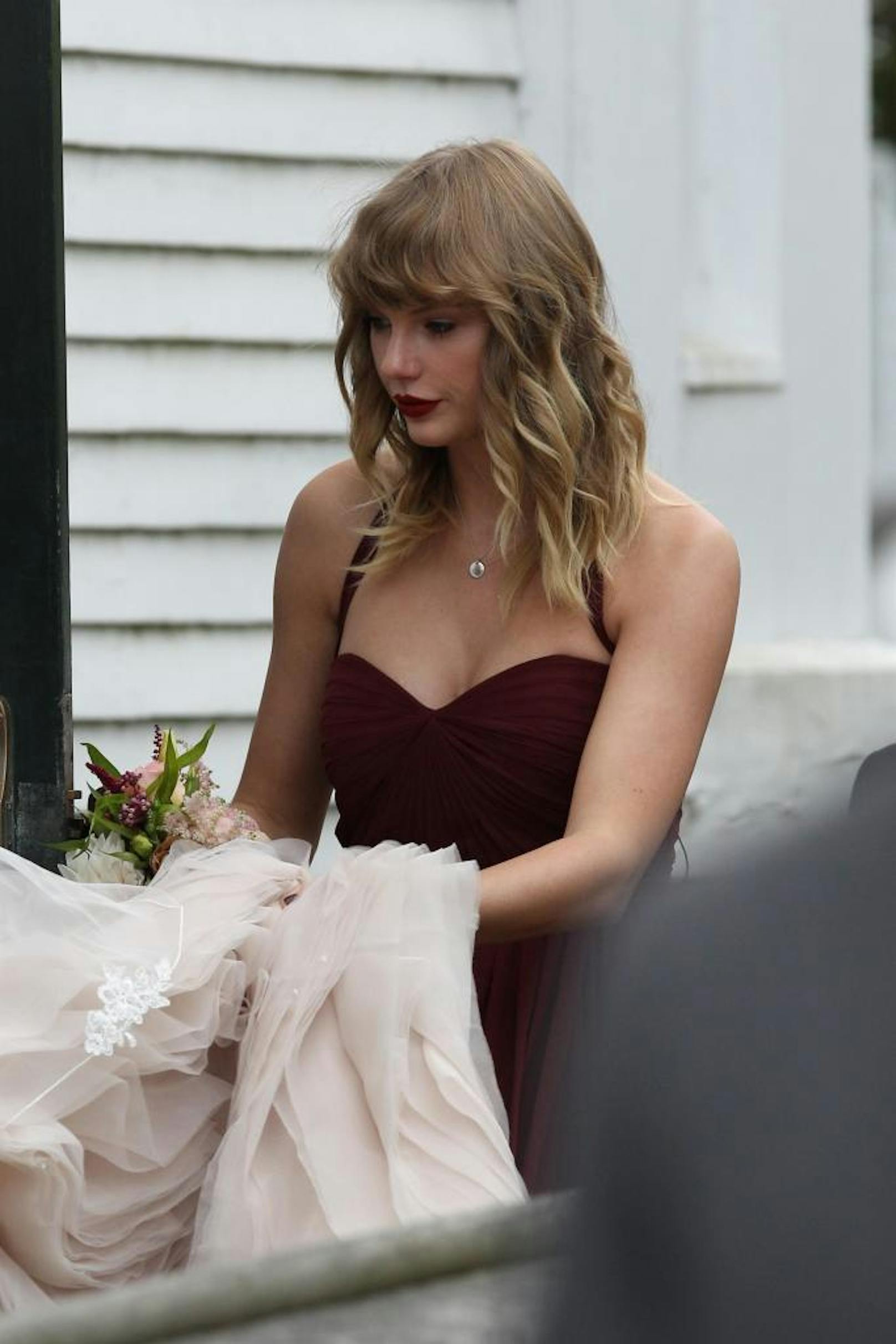 Taylor Swift  bei der Hochzeit ihrer Freundin Abigail Anderson am 2. September 2017 auf Martha's Vineyard.