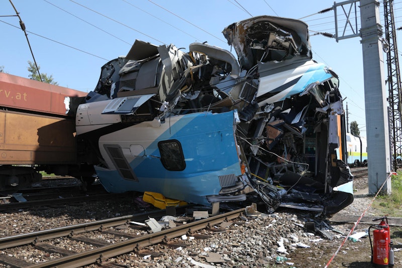 Der Sachschaden nach dem Unfall ist enorm.
